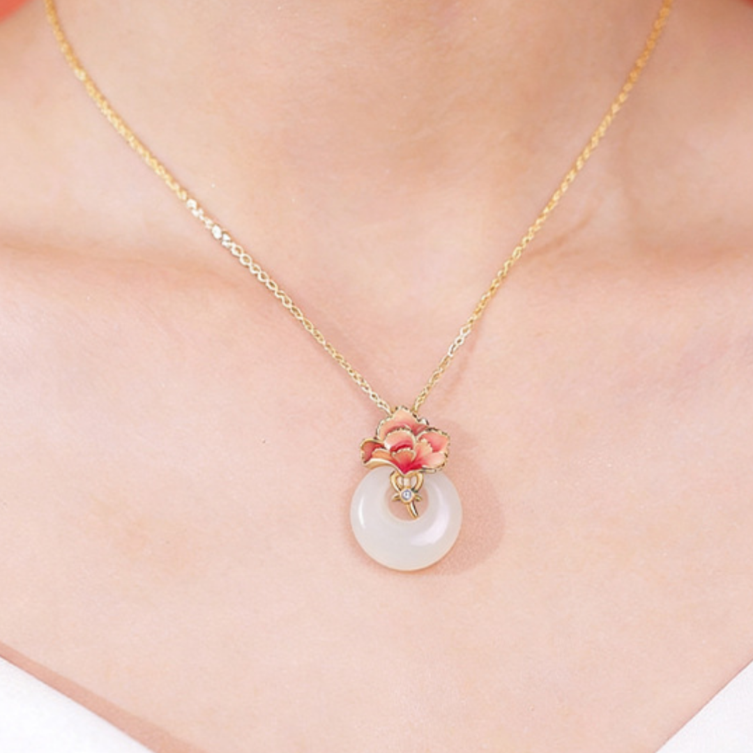 The Winter Bloom - Kangxin Hetian Jade Necklace
