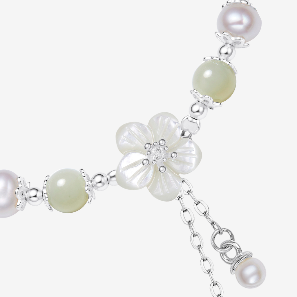 The Quiet Fragrance - Moli Hetian Jade Bracelet
