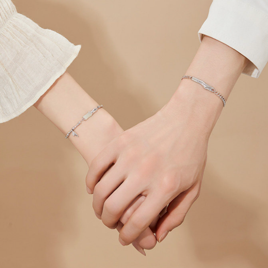 The Steadfast Rhythm - Zhuyin Hetian Jade Bracelet