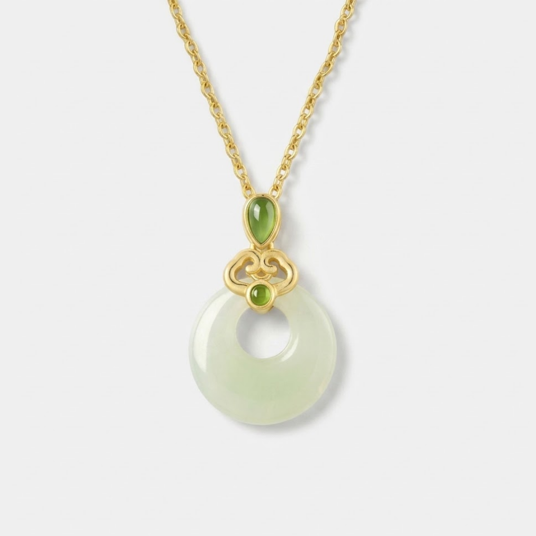 The Tranquil Halo - Ningxiang Hetian Jade Necklace