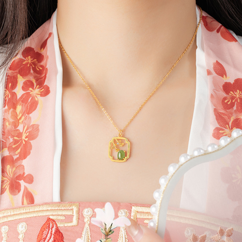 The Framed View - Chuangyun Hetian Jade Necklace